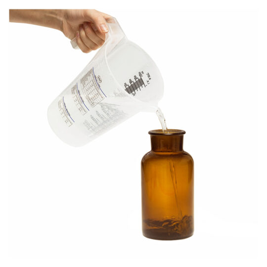 Glazen apothekersfles | Bruin glas | 1000ml | FotoFilmFabriek | Het Magazijn Dordrecht