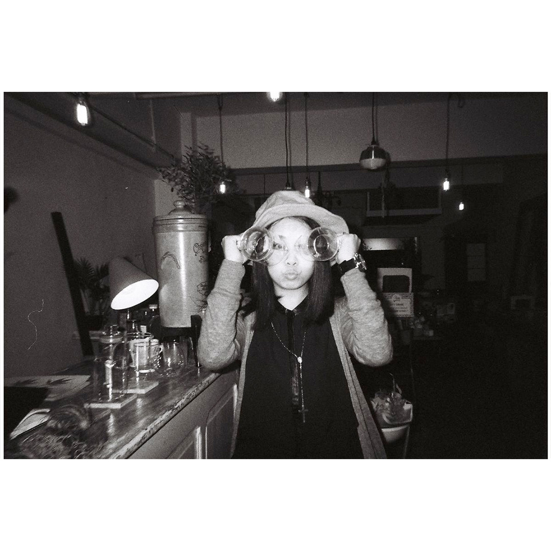 Lomography Simple Use Reloadable Film Camera - Black & White 400 - Afbeelding 4