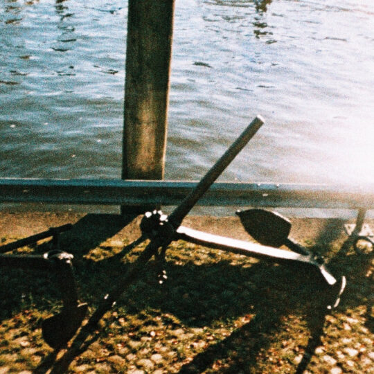 Lomography Peacock X-Pro Slide 200 | 110 kleurenfilm | FotoFilmFabriek | Het Magazijn Dordrecht