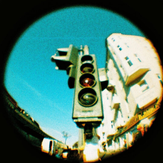 Lomography Peacock X-Pro Slide 200 | 110 kleurenfilm | FotoFilmFabriek | Het Magazijn Dordrecht