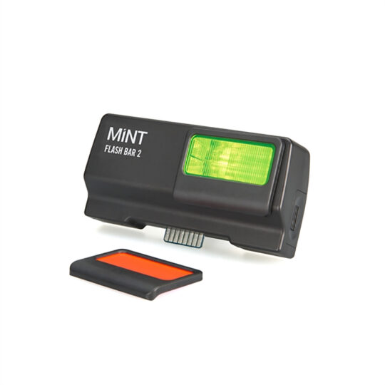 MiNT Flashbar 2 voor Polaroid SX-70 camera's | FotoFilmFabriek | Het Magazijn Dordrecht