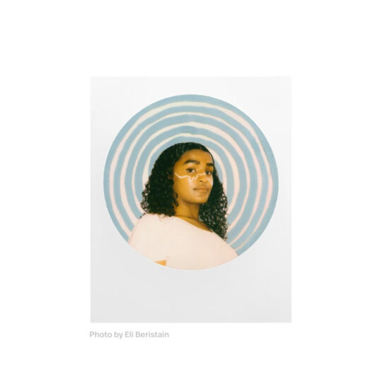 Alternative view of Polaroid Color 600 Round Frame Film