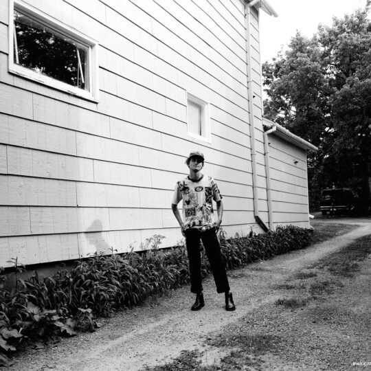Alternative view of CineStill BwXX (Double-X) ISO 250 - Rolfilm 120