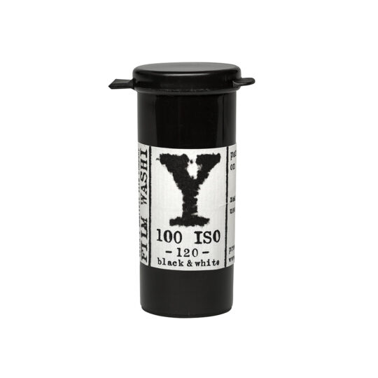 Washi Y middenformaatfilm | ISO 100 -met de hand gecoat op washi papier | FotoFilmFabriek