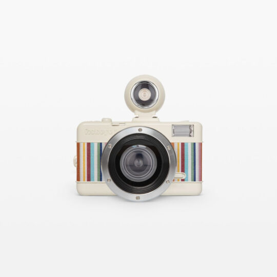 Lomography Fisheye No.2 Acapulco La Quebrada Camera - FotoFilmFabriek