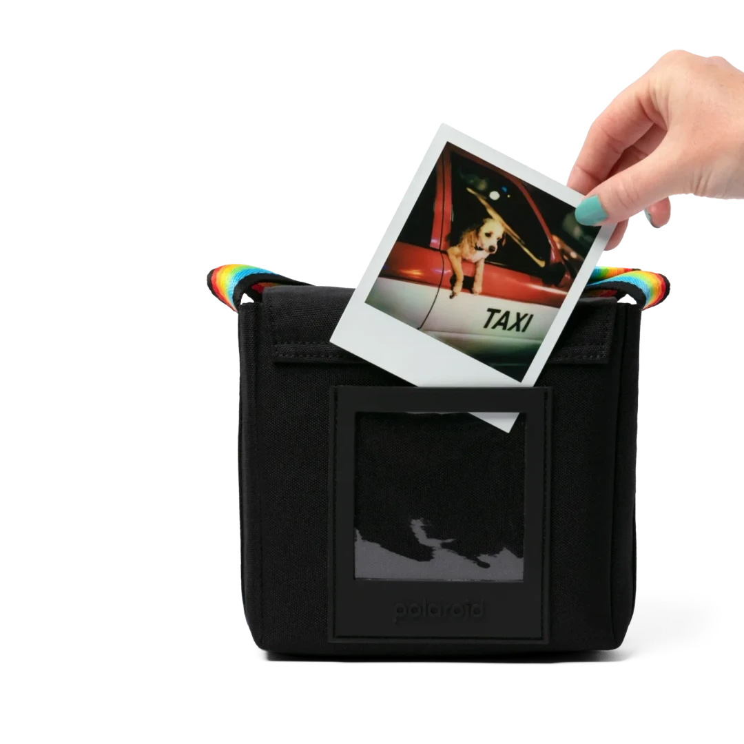 POLAROID ACCESSOIRES De leukste accesoires om je Polaroids nog meer tot hun recht te laten komen.